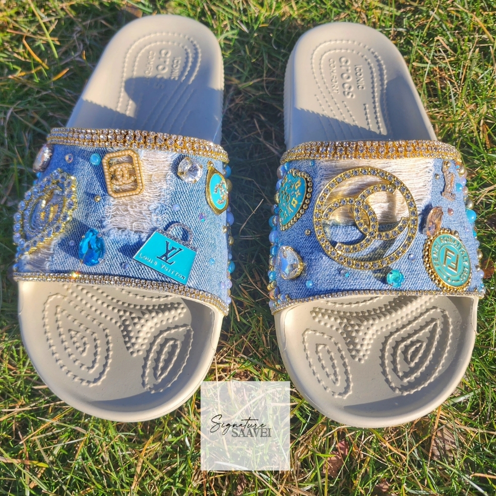 BRAND NEW Signature 'TurqiaDenim' Croc Slides